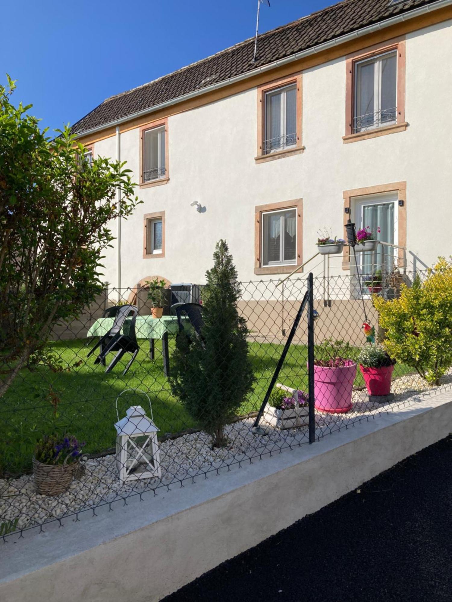 Gite Le 1602 Saint-Nabor エクステリア 写真